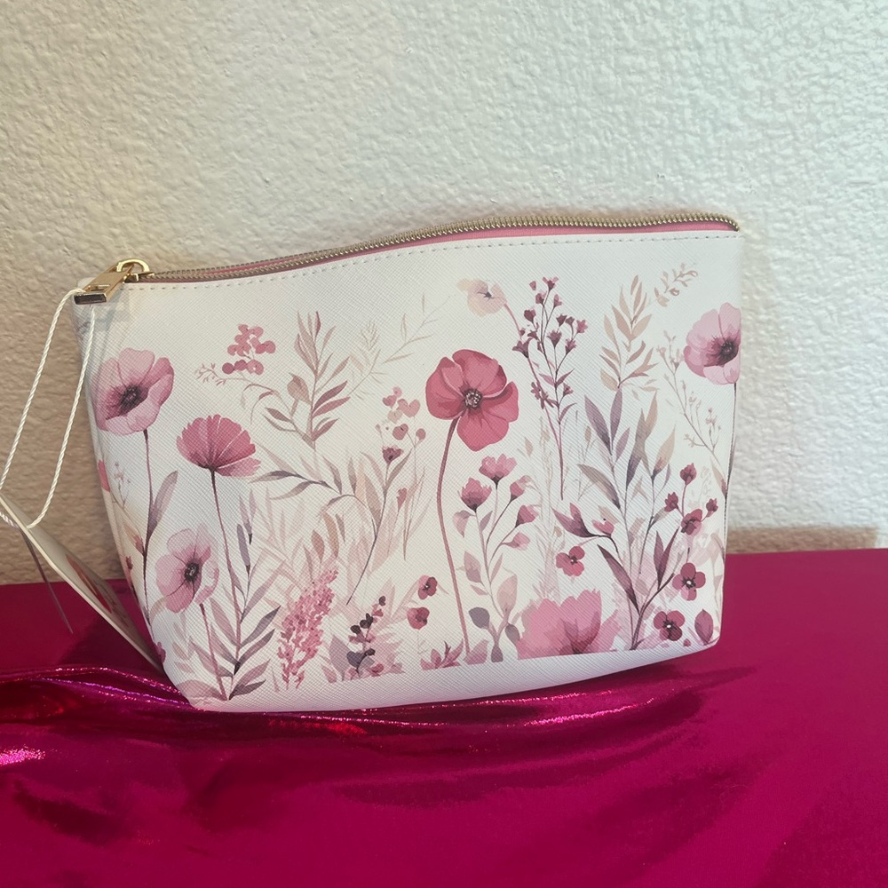 Floral Cosmetic Bag in Pink and White